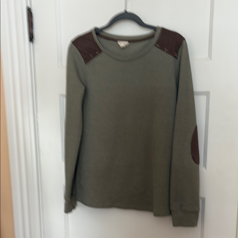 Hem and Thread Green and Brown Crew Neck Sweater with Knit Texture. Size…